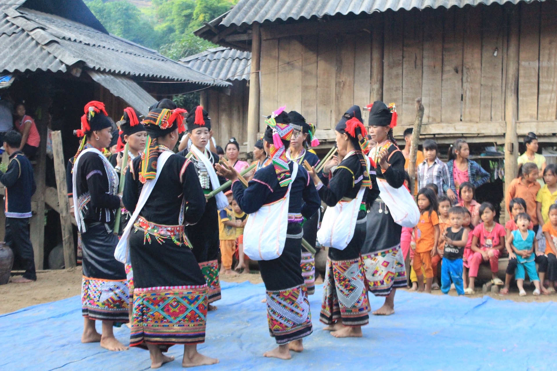 Lễ Cầu mùa của đồng bào dân tộc Khơ Mú